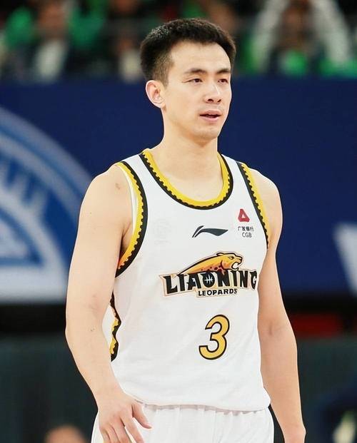 JackeyLove迎来五赛季出色发挥，加拿大队观众热烈欢呼！的简单介绍