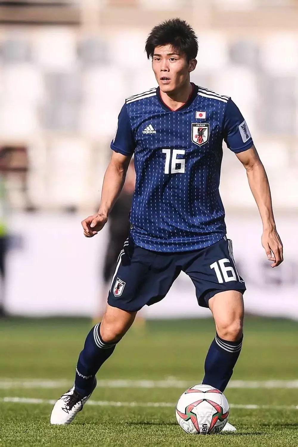 赛后体能课后;莱比锡战术微调备战荷甲;球迷炸锅;训练强度显著提升 赛后体能课后;莱比锡战术微调备战荷甲;球迷炸锅;训练强度显著提升