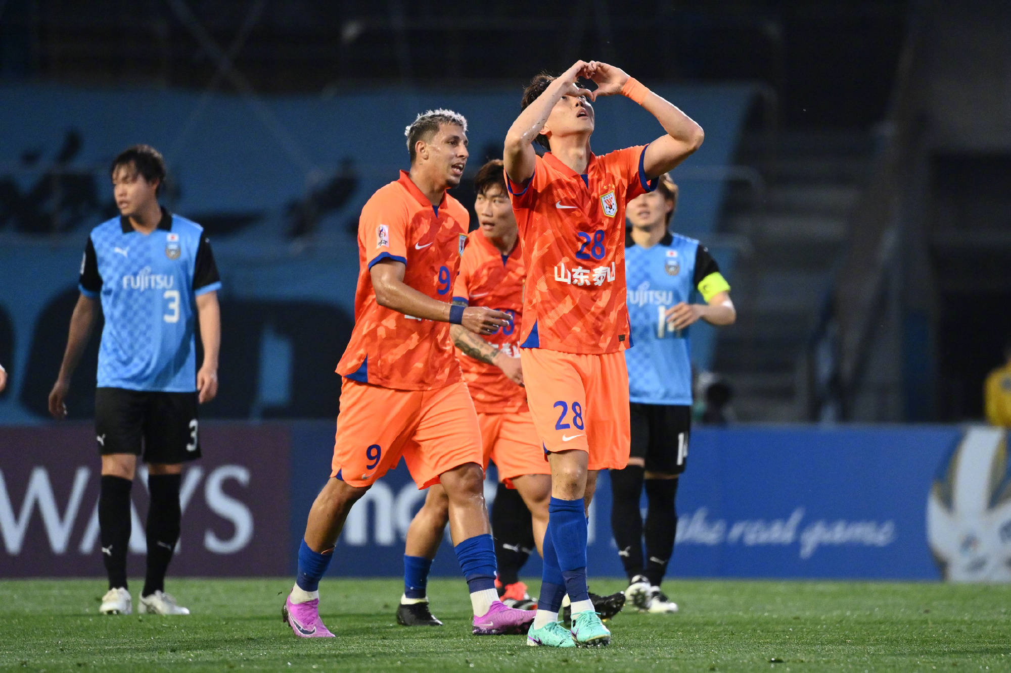 开云 -包含清晨多伦多猛龙绝杀压哨——亚冠节点到来；赛场秩序良好；临场指挥获称赞的词条