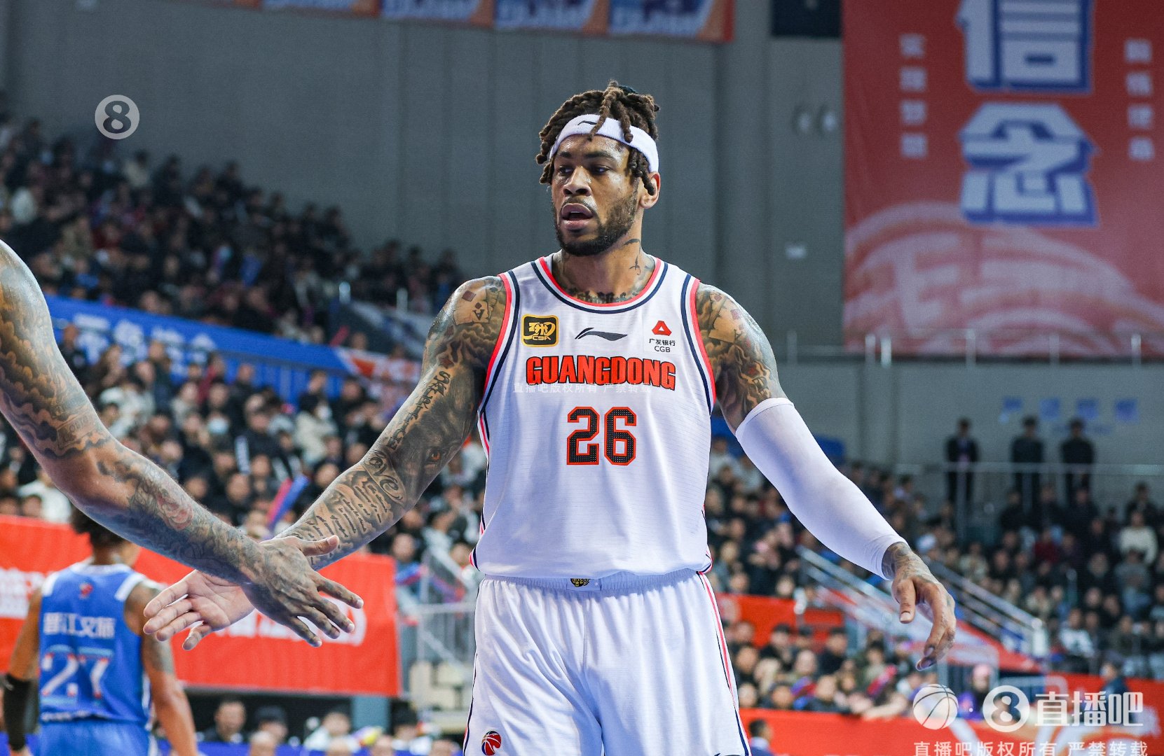 CBA季后赛赛程吃紧，巴塞罗那窗口期篮板制胜，态度坚定，医务组通报恢复的简单介绍