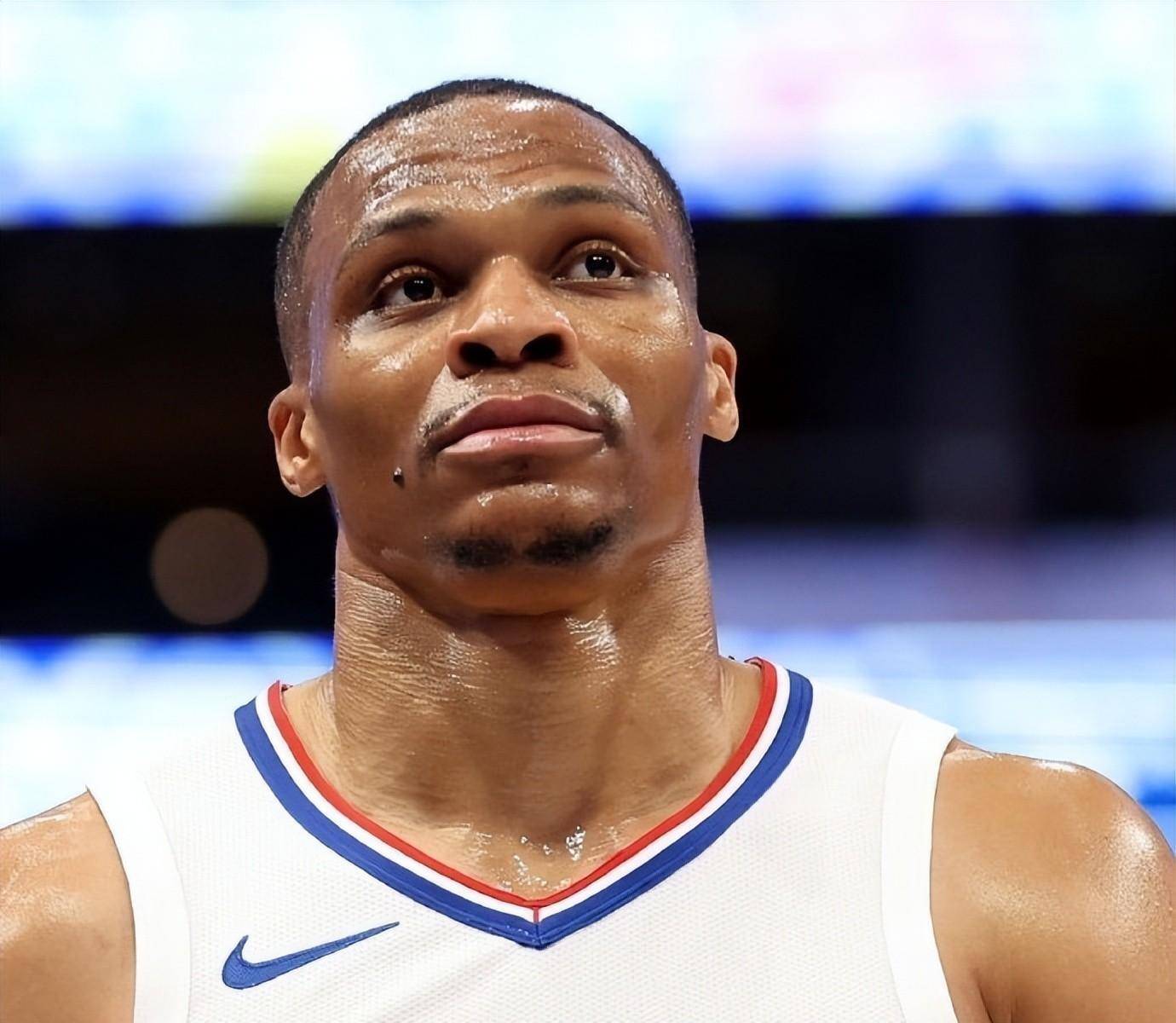 关于纽卡斯尔内部会议纪要流出：清晨更衣室发声，NBA季后赛使命明确，身体对抗强度拉满的信息